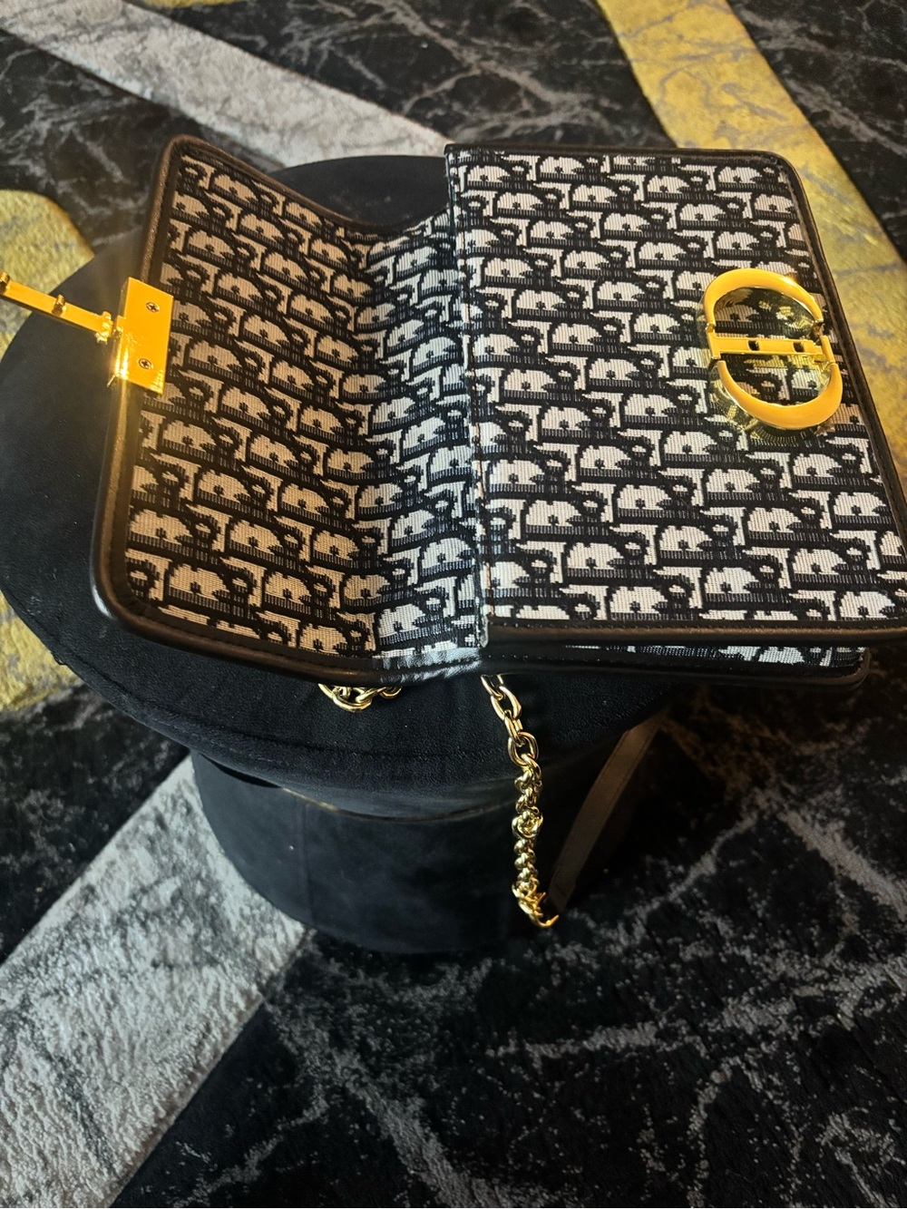 Dior Black & White Oblique CD Chain Shoulder Bag - Picture 5 of 7